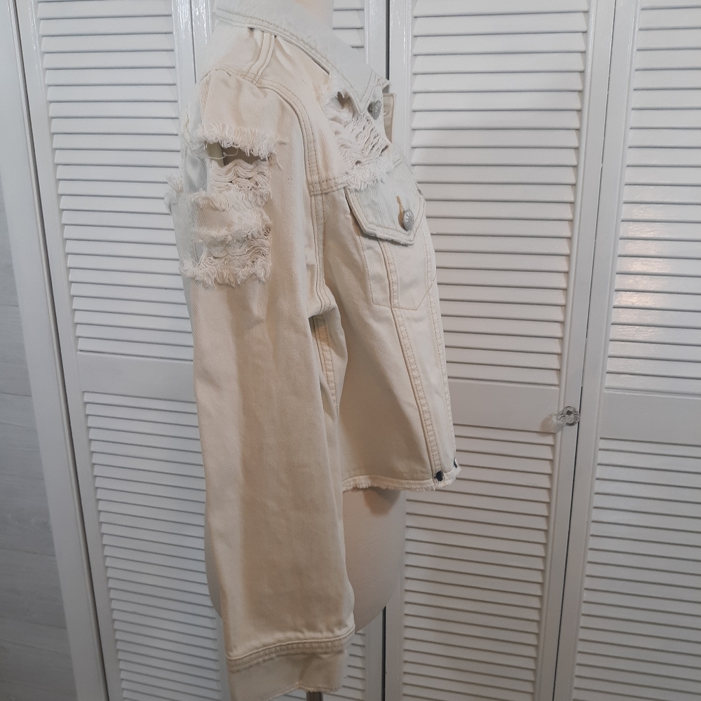 C&C California destructed kerry shrunken trucker jacket med. NWT - Picture 7 of 8